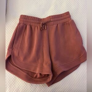 Varley Women's Athletic Shorts - Rust